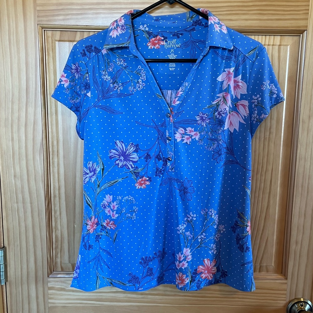 Croft & Barrow Blue Floral Blouse